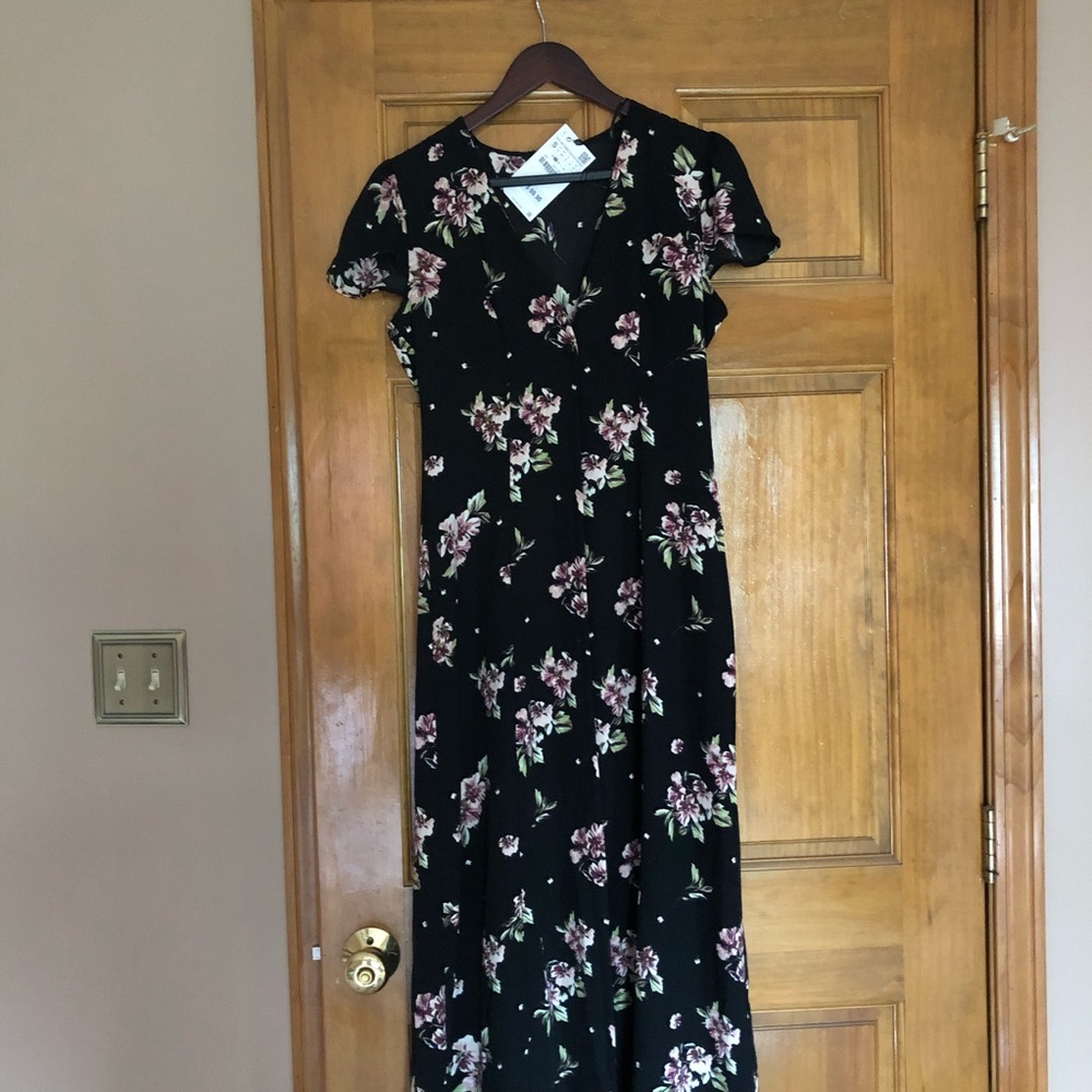 Zara floral dresss 💕 brand new💕